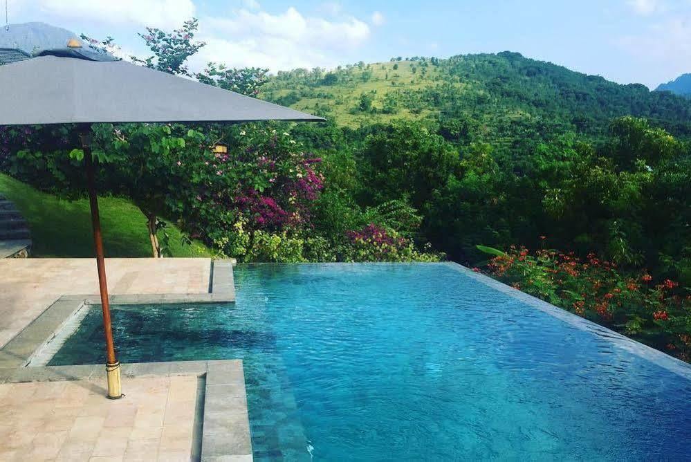 Sumberkima Hill Private Villa Retreat بيموتيران المظهر الخارجي الصورة