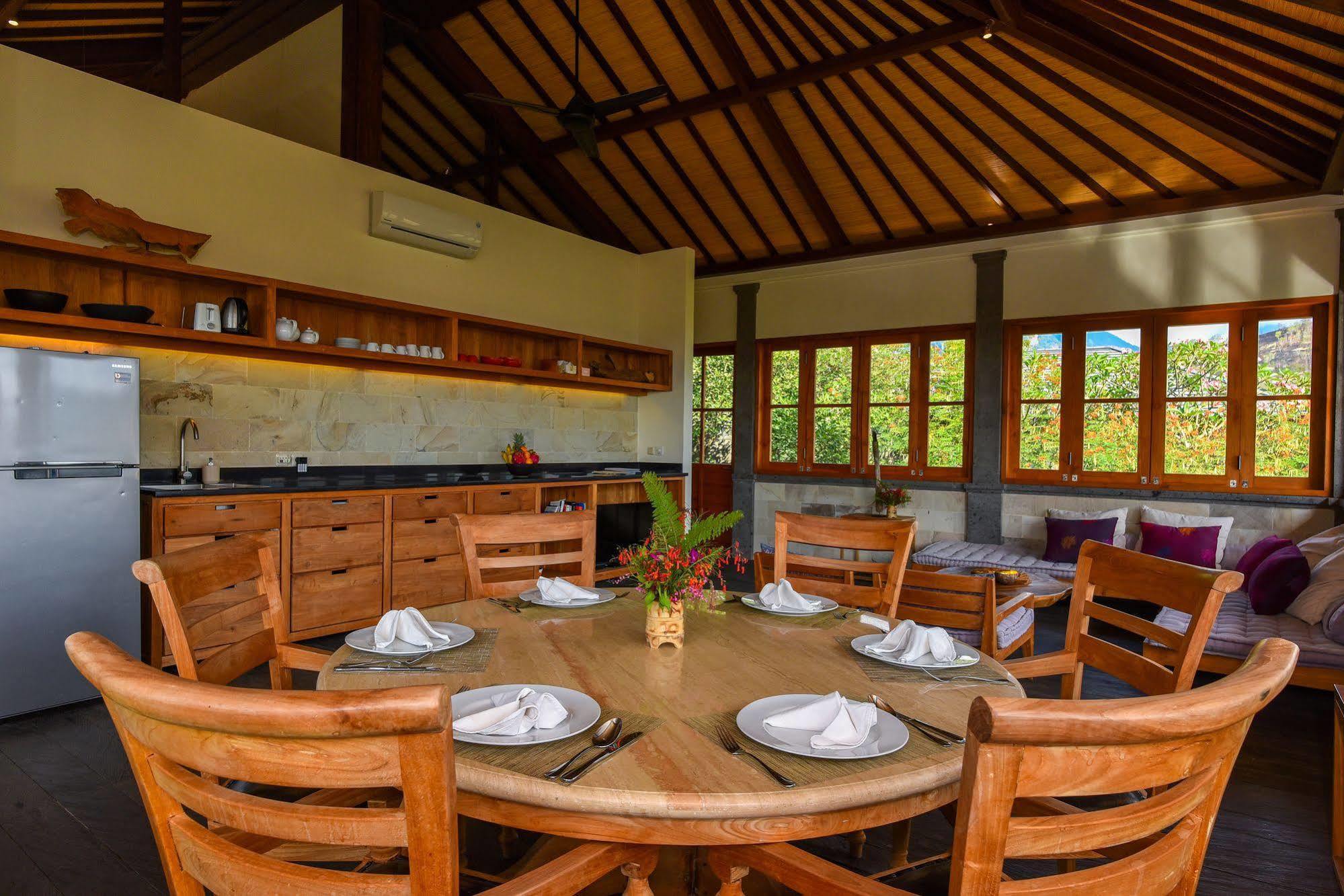 Sumberkima Hill Private Villa Retreat بيموتيران المظهر الخارجي الصورة